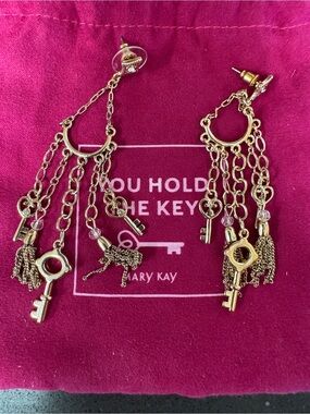 Mary Kay Gold Key Tassel Dangle Earrings